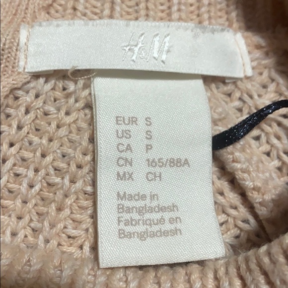 COPY - ‼️ Gorgeous Pale Pink Knit Zip Back - Picture 4 of 4